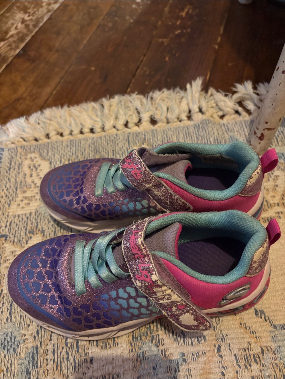 Girls' Purple & Pink Light-Up Sneakers - Kids Shoes
